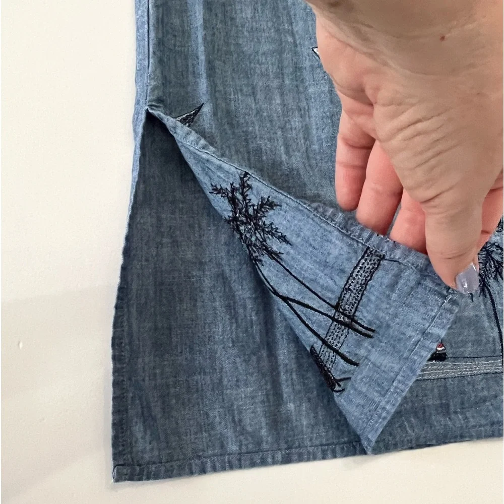 TALBOTS | S | 19” P2P | EMBROIDERED! - Picture 8 of 16